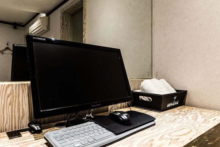 Room 35 of 121