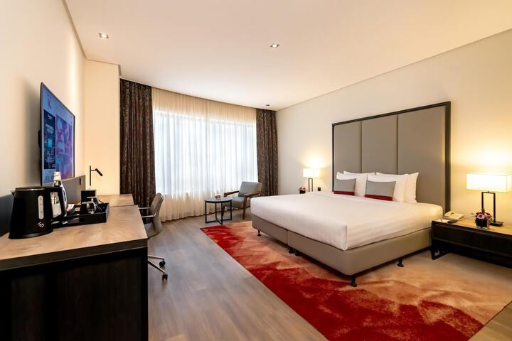 Room 28 of 117