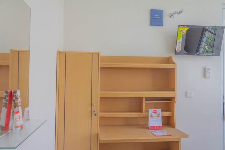 Room 6 of 39