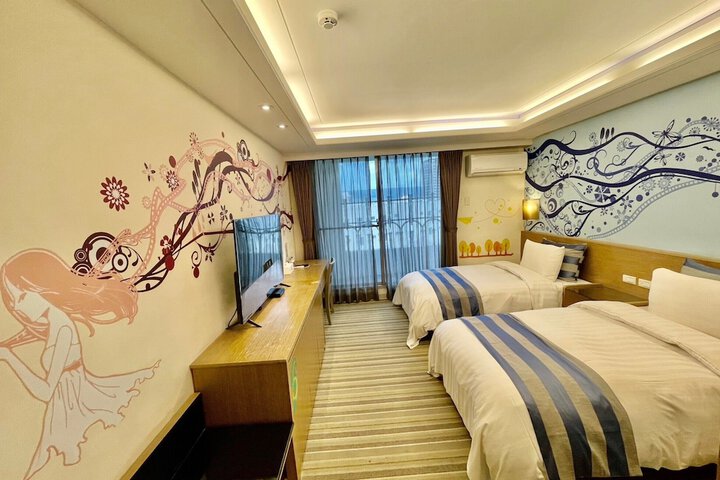 Room 14 of 30