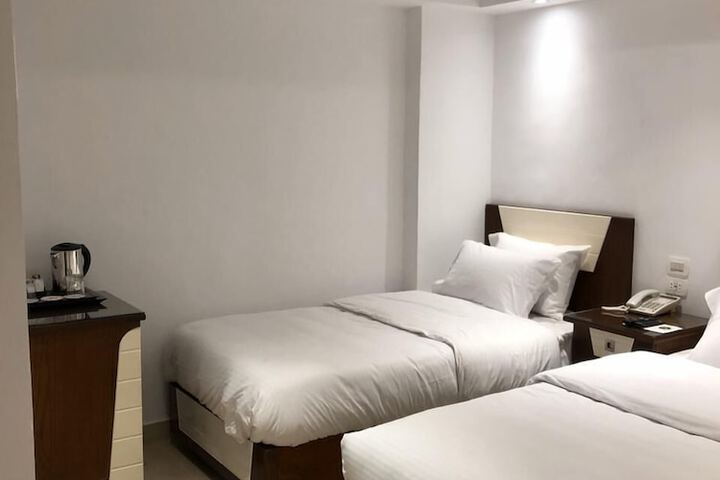 Room 15 of 43