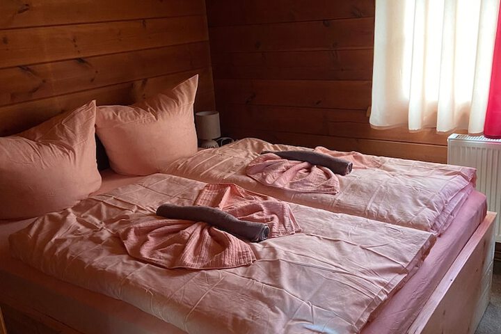 Room 4 of 17
