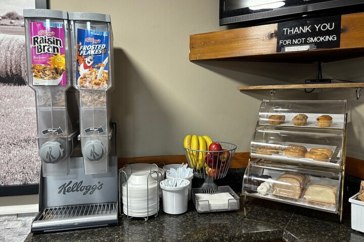 Breakfast/Coffee Service 50 of 60