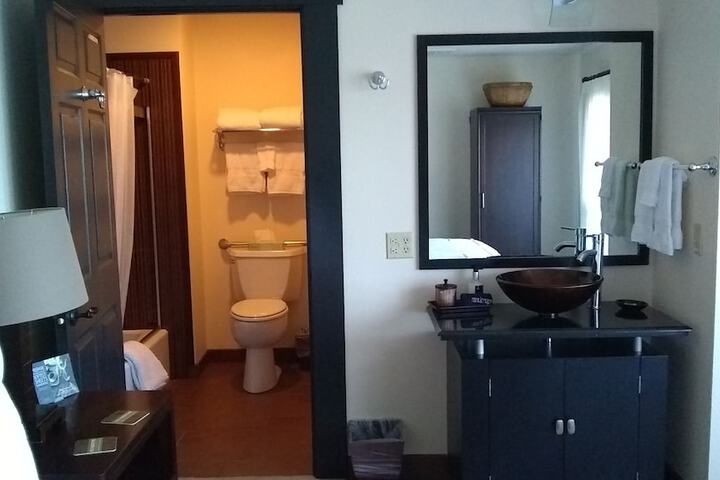 Room 101 of 147
