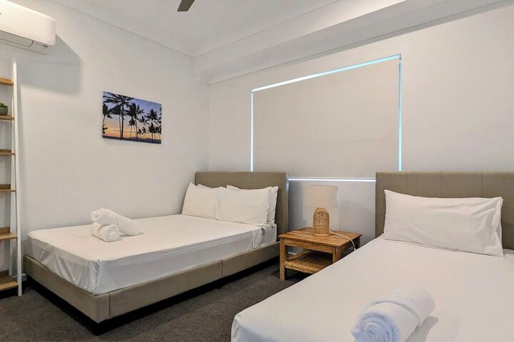 Room 15 of 132