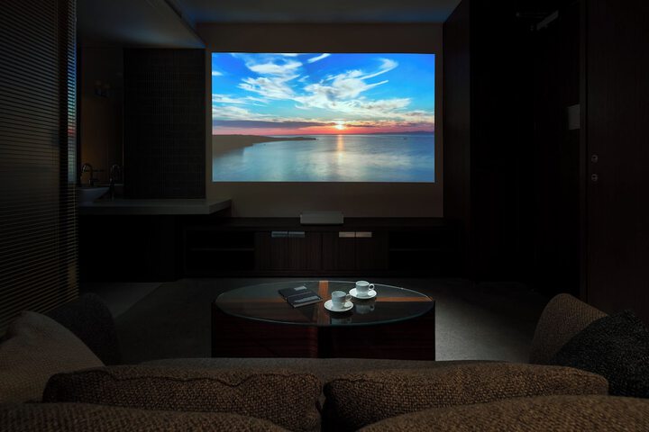Room 18 of 53