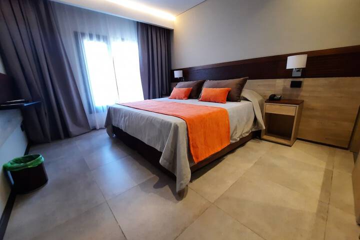 Room 4 of 51