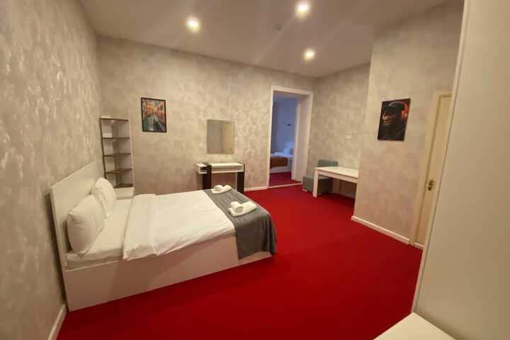 Room 41 of 78