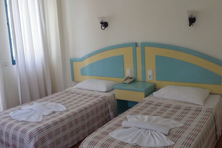 Room 9 of 45