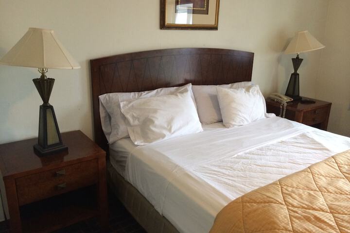 Room 12 of 35