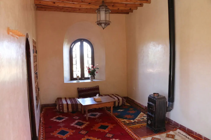Room 15 of 19