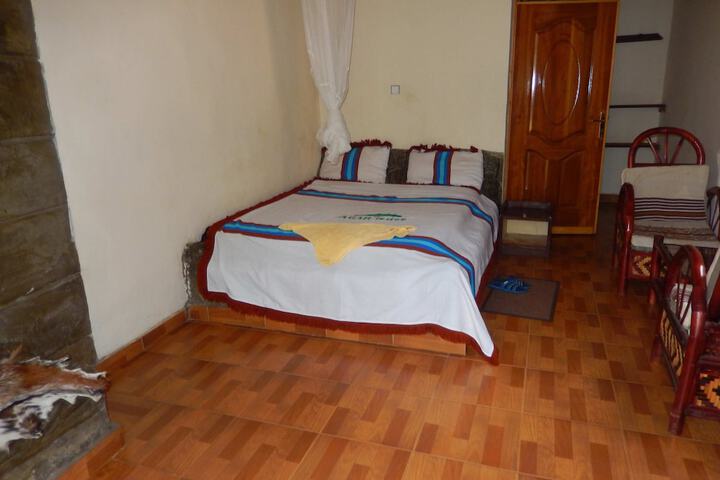 Room 18 of 31