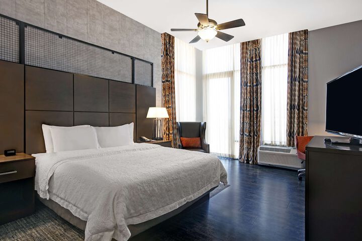 Room 21 of 60