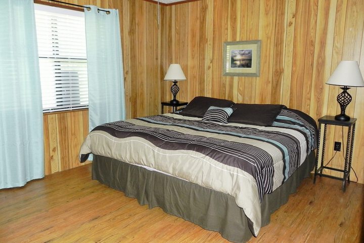 Room 4 of 149