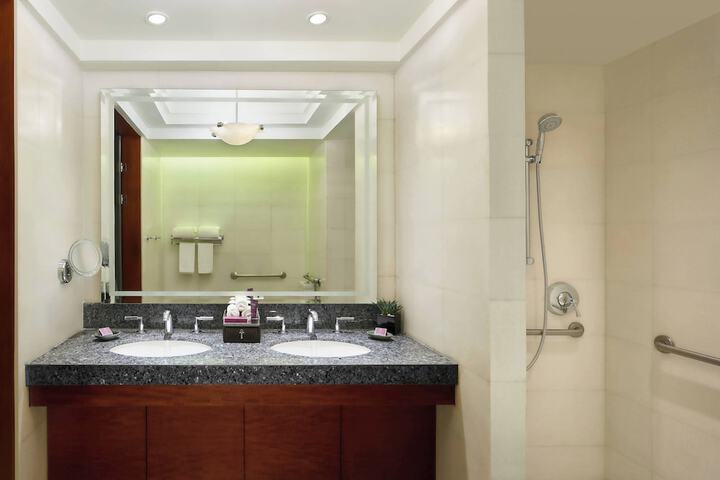 Room 46 of 130