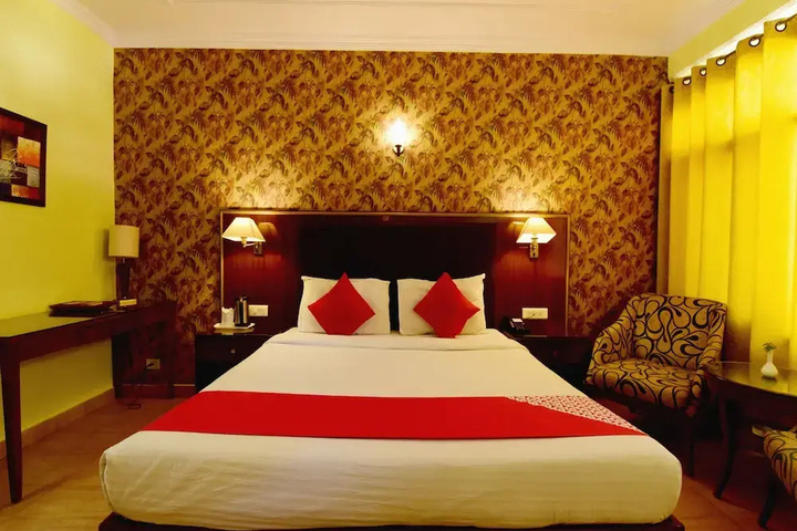 Room 6 of 23