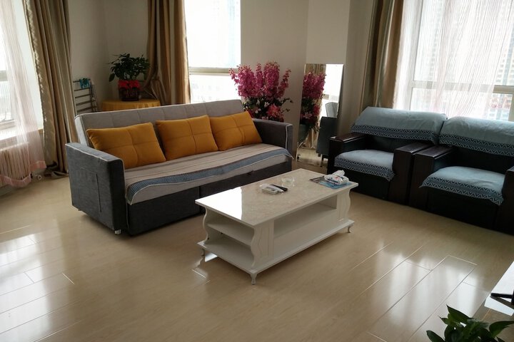 Room 15 of 68