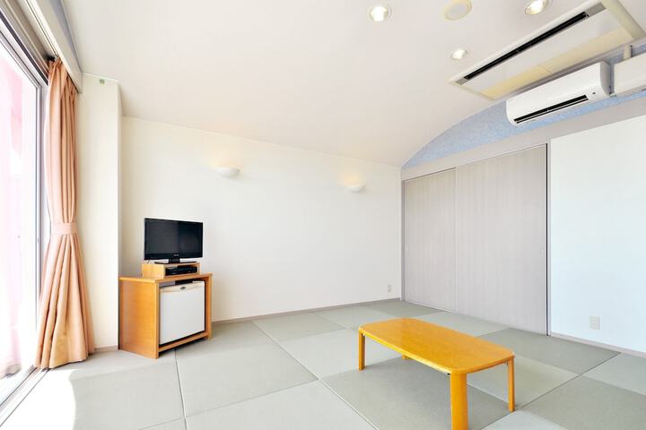 Room 19 of 84
