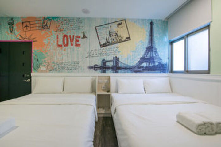 Room 15 of 39