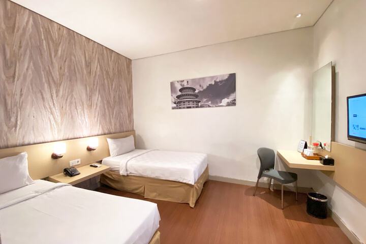 Room 5 of 39