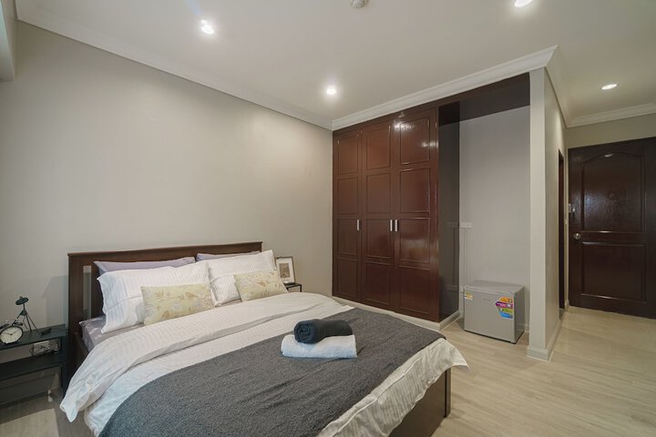 Room 6 of 57