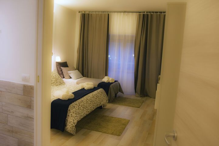 Room 19 of 32
