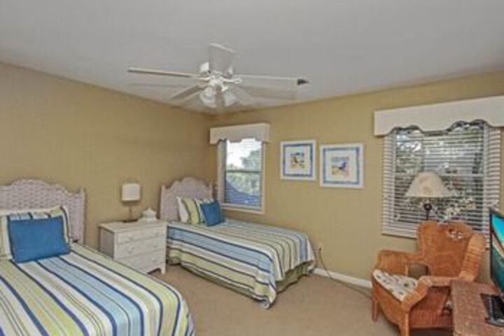 Room 16 of 43