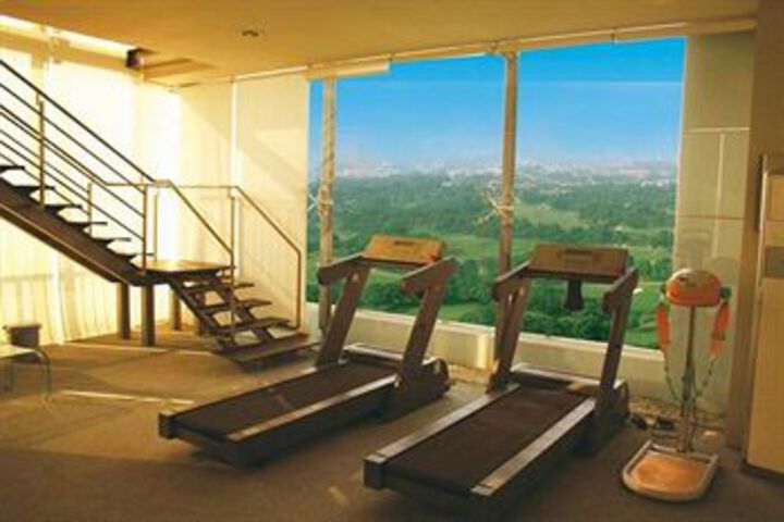 Health and Fitness 4 of 19