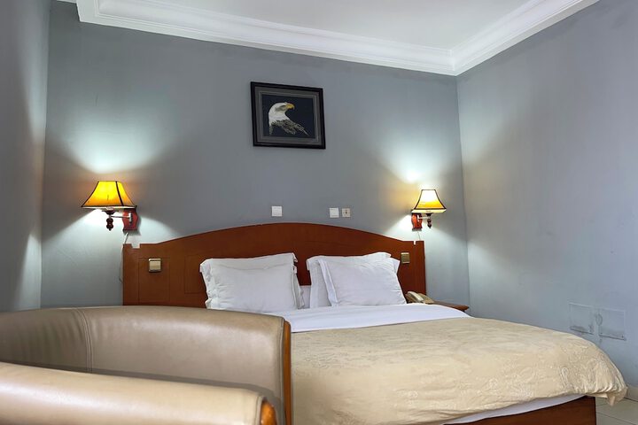 Room 14 of 51