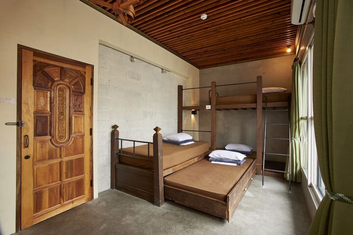 Room 6 of 41