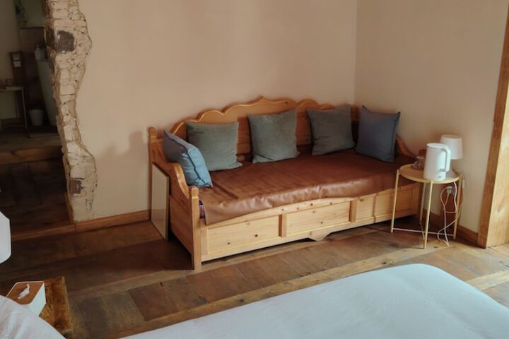 Room 21 of 86