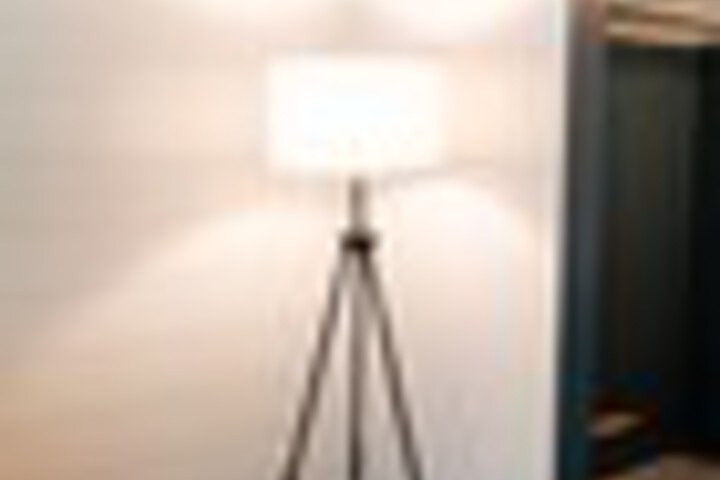 Room 14 of 180