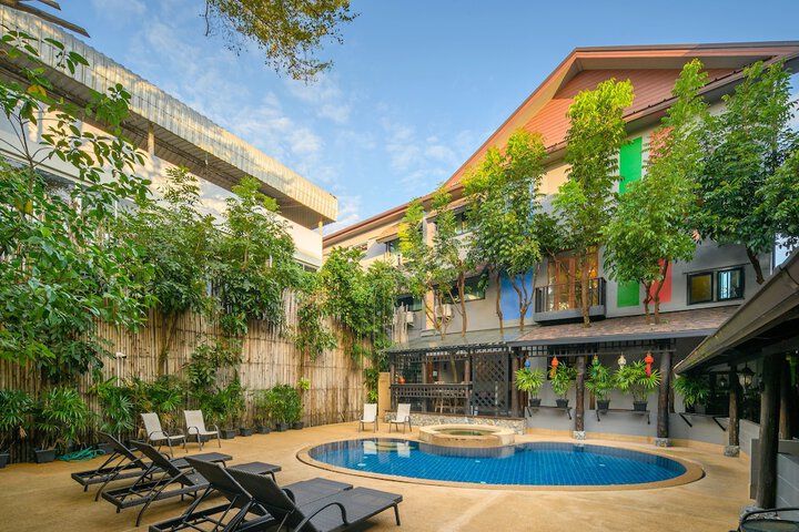 Sundeck 50 of 60