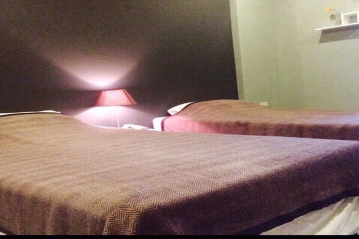 Room 9 of 29