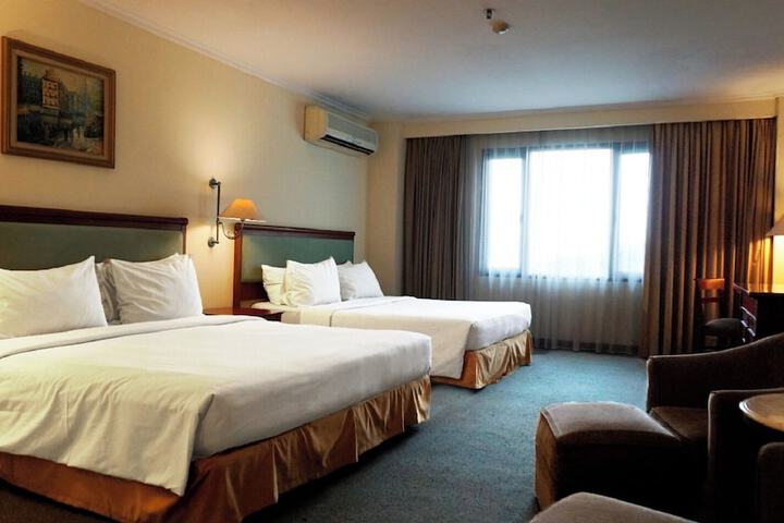 Room 19 of 44