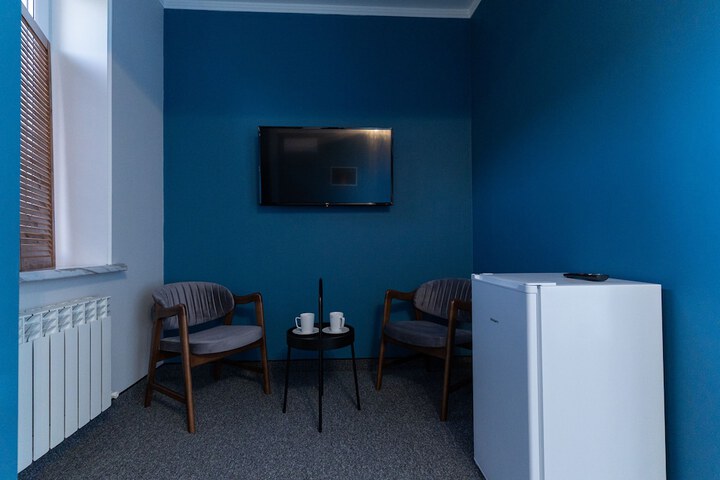 Room 10 of 25