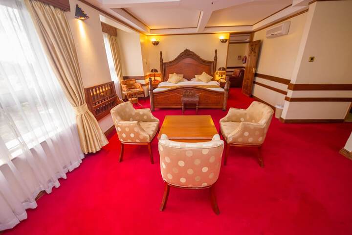 Room 40 of 174