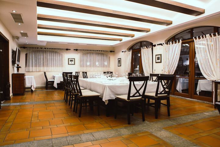 Dining 79 of 173