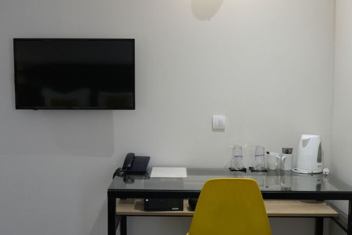 Room 46 of 110
