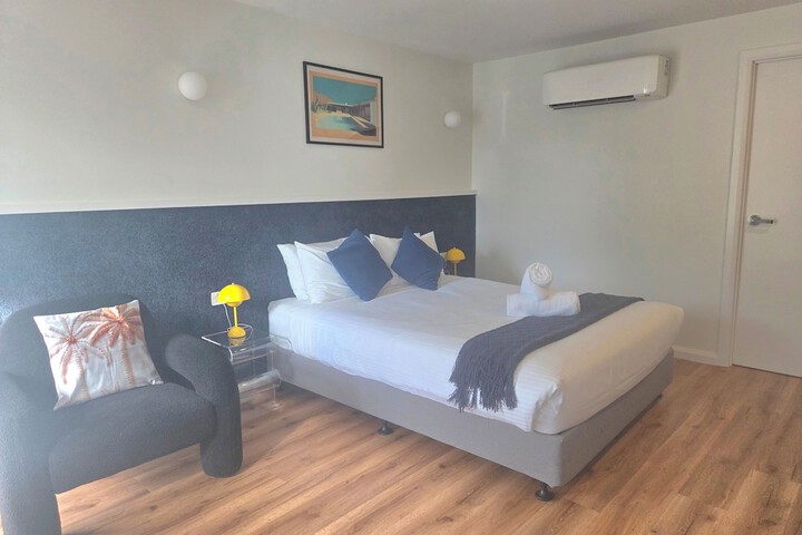 Room 42 of 69