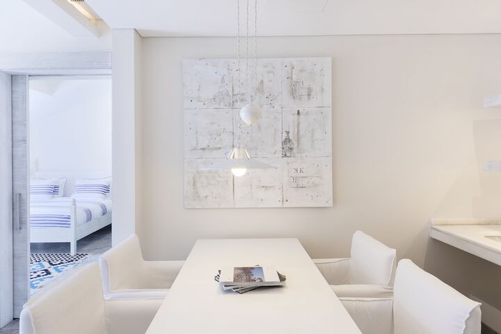 Room 43 of 145