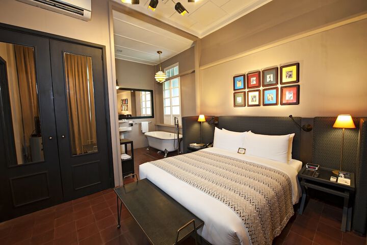 Room 12 of 78