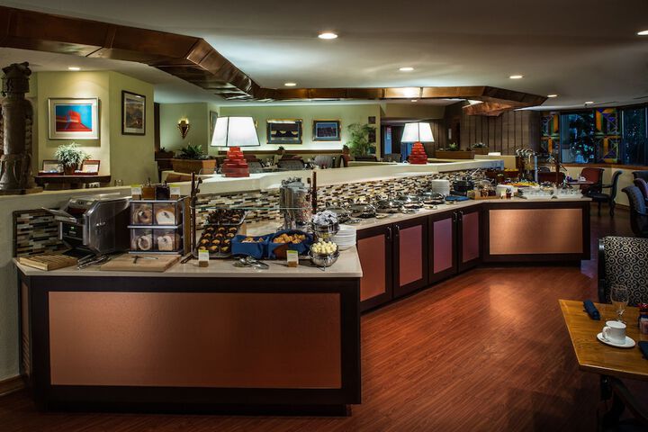Breakfast area