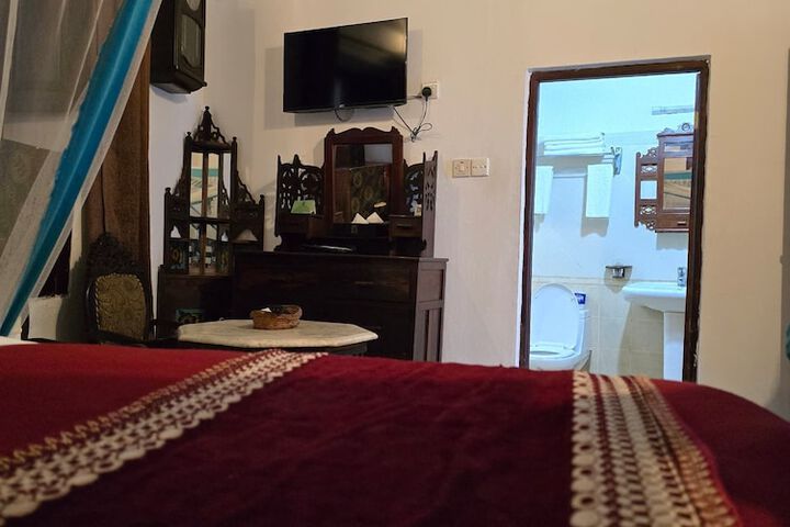 Room 42 of 127
