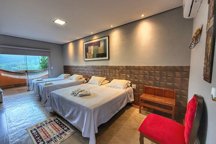 Room 3 of 6