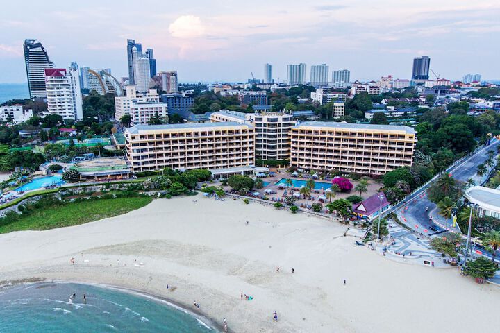 Hotel 132 of 141