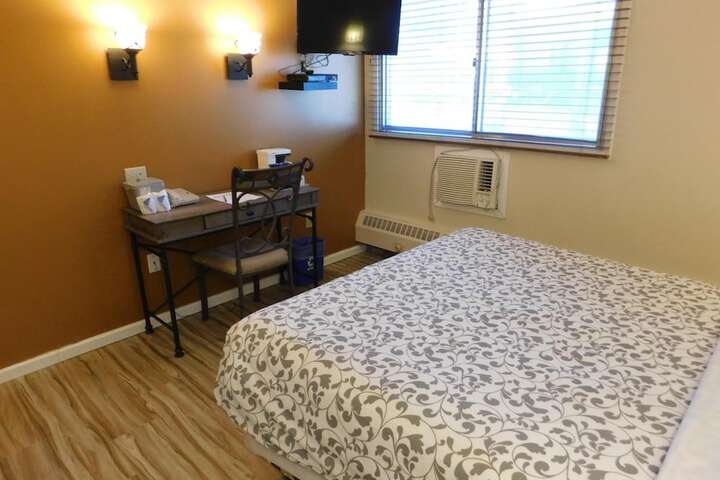 Room 18 of 52