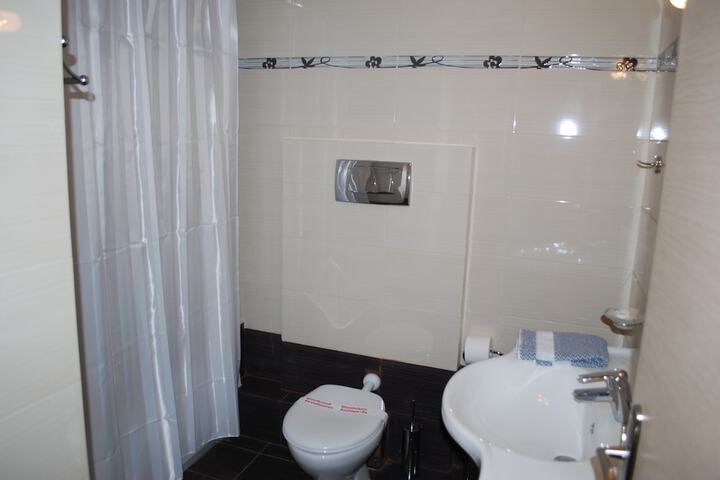 Room 47 of 64