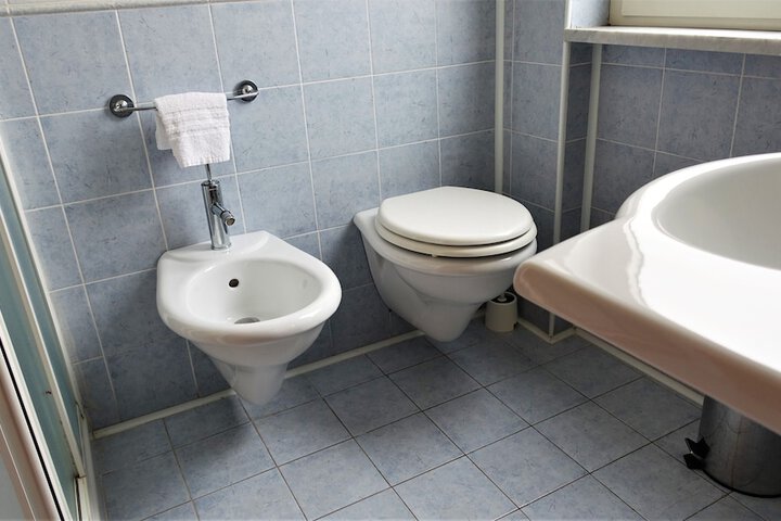Clean Restrooms