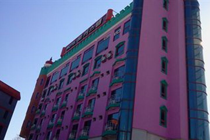 Hotel 59 of 80